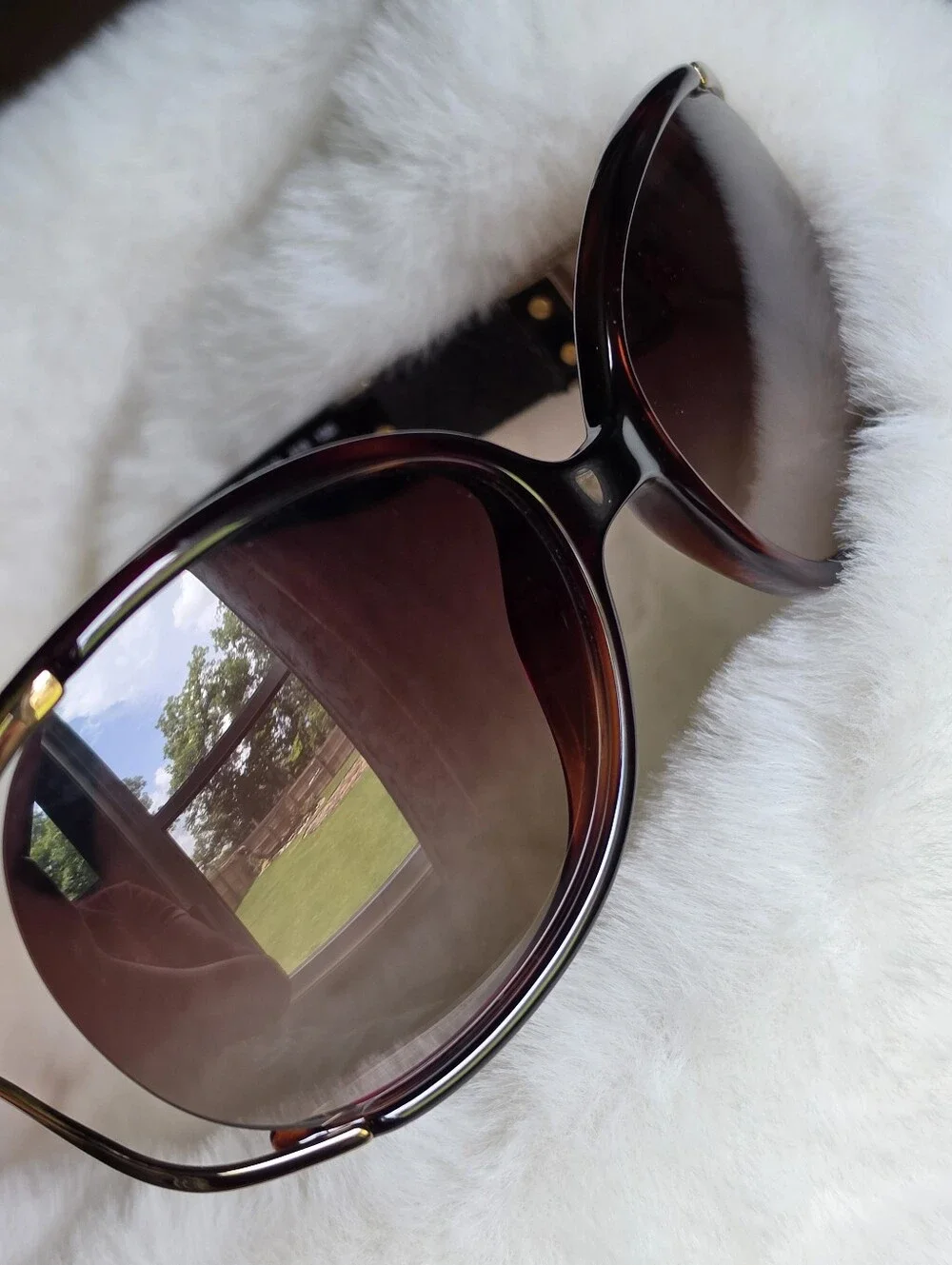Authentic Fendi Oversized Round Women’s Sunglasses - Brown Lens